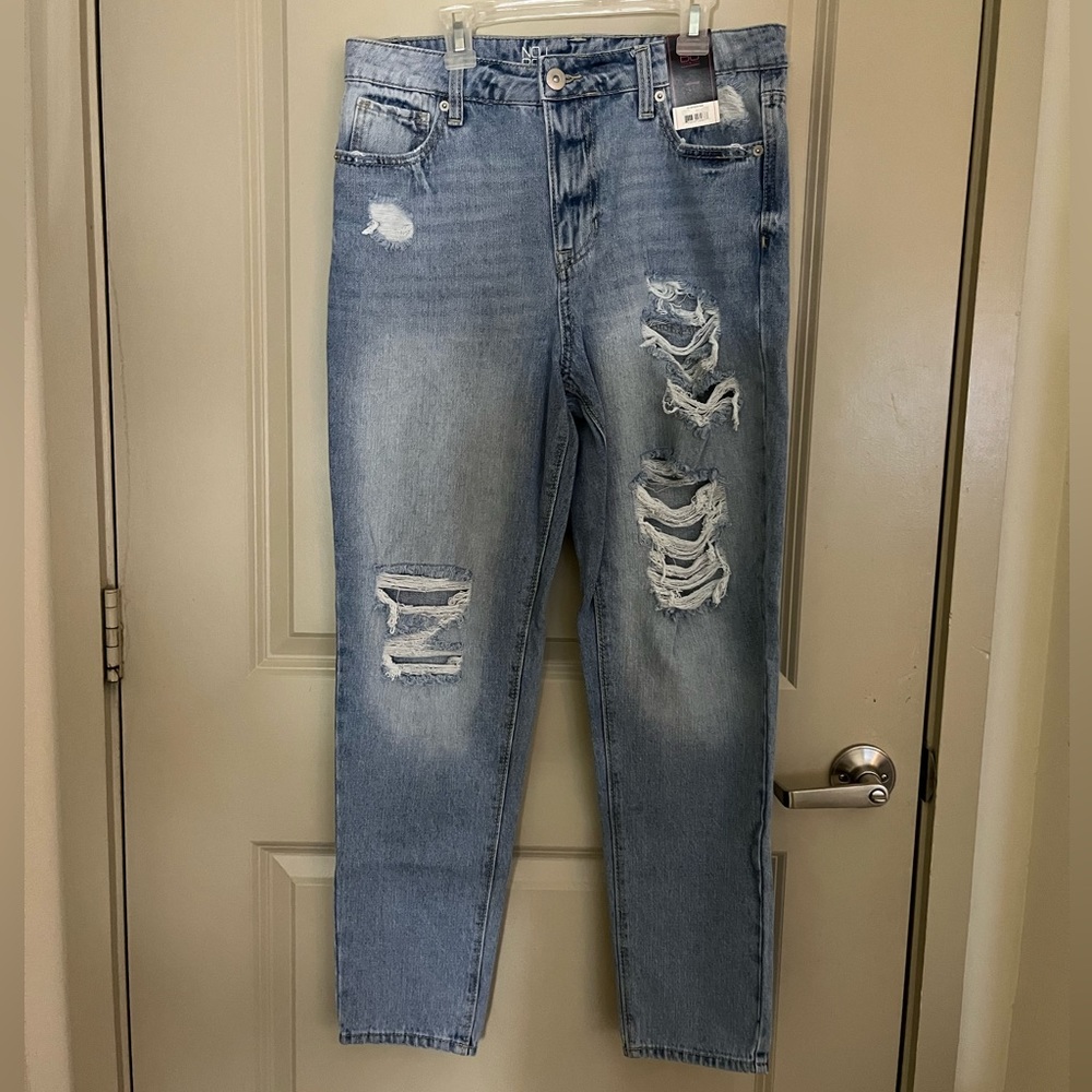 High Rise Mom Jean